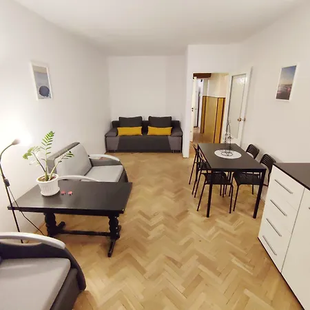 Apartment Old House - Przymorze - 2,5 Km Do Plazy I Morza Gdansk